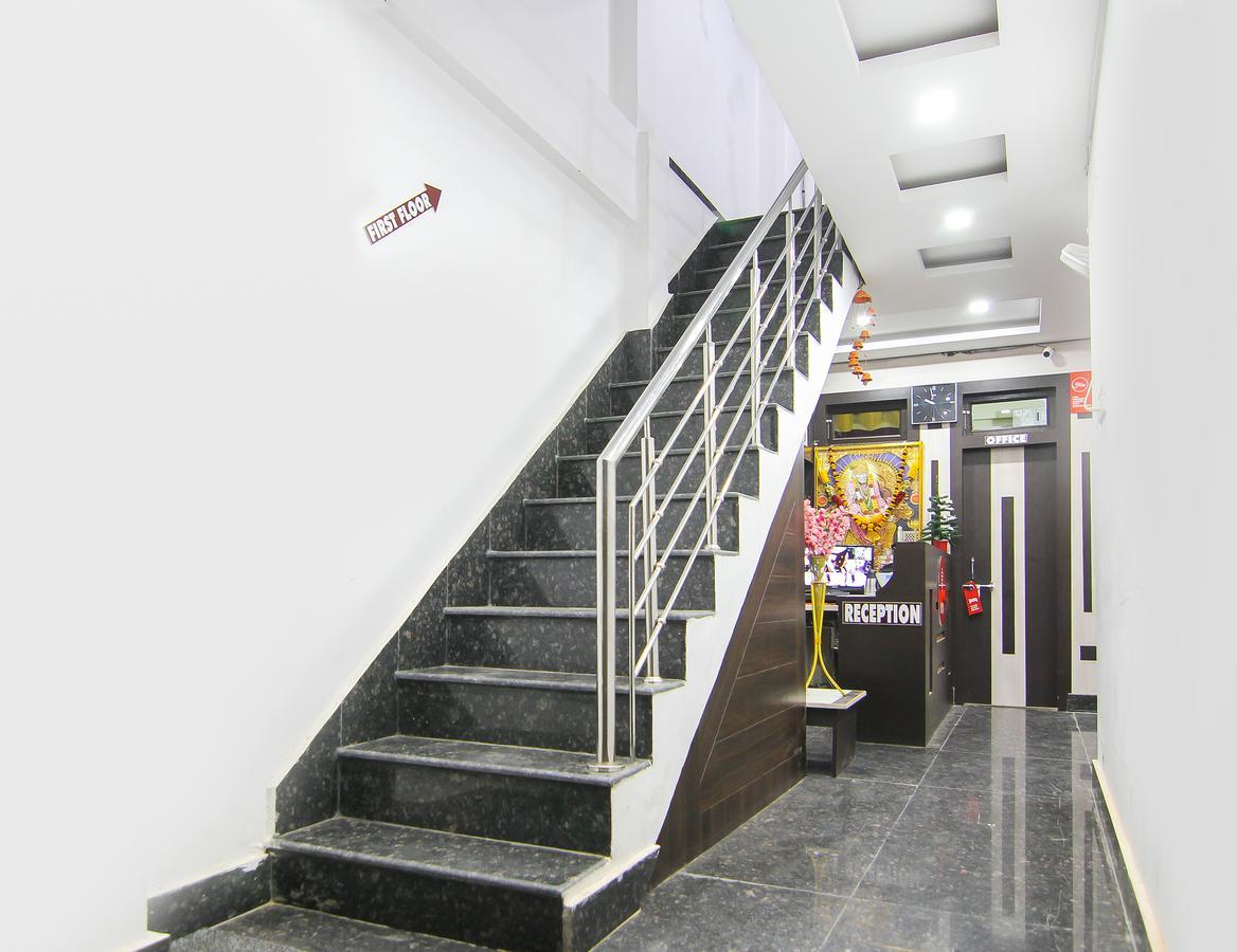 Oyo 12446 Shree Sai Guest House Prayagraj Extérieur photo