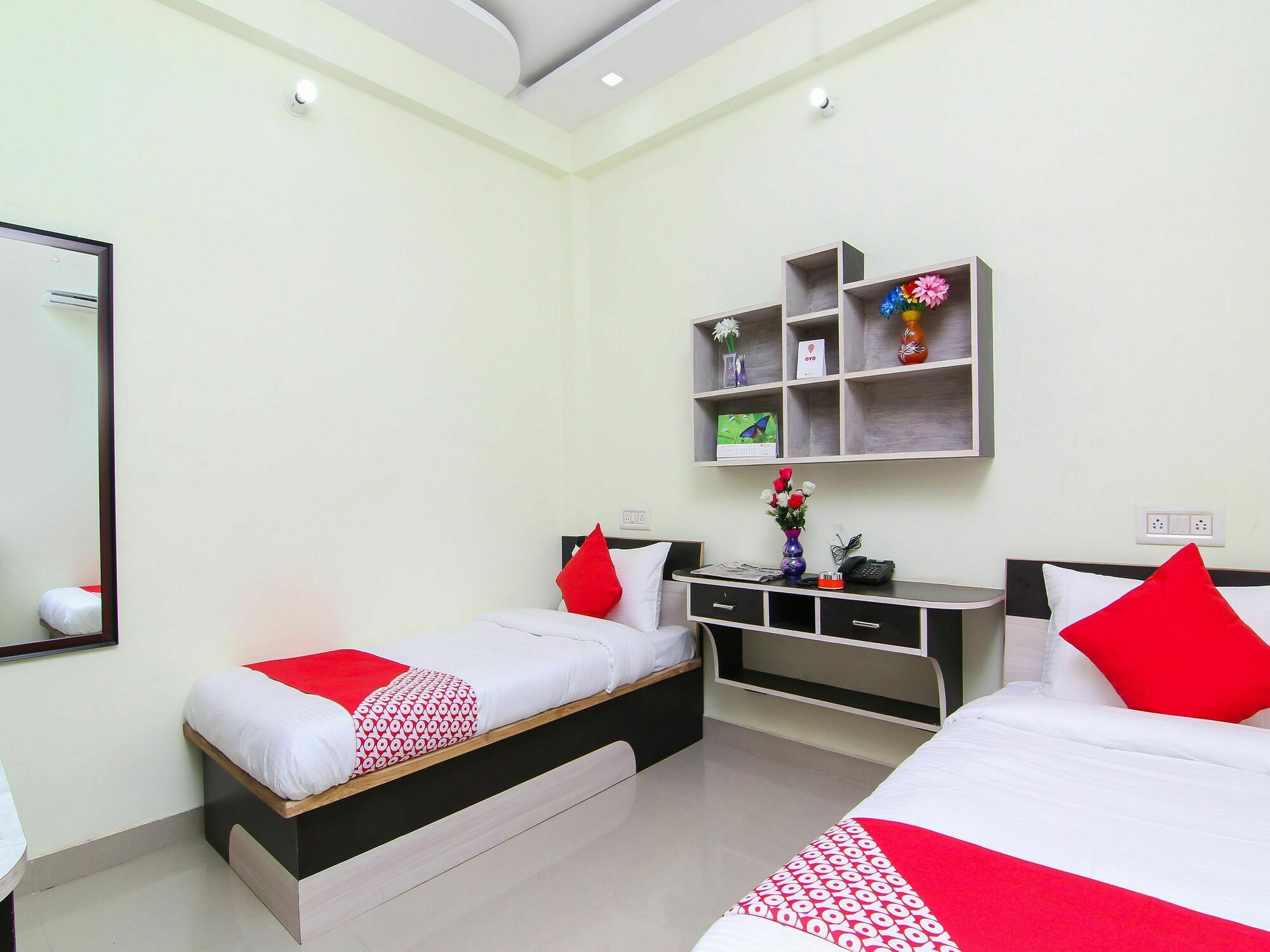 Oyo 12446 Shree Sai Guest House Prayagraj Extérieur photo